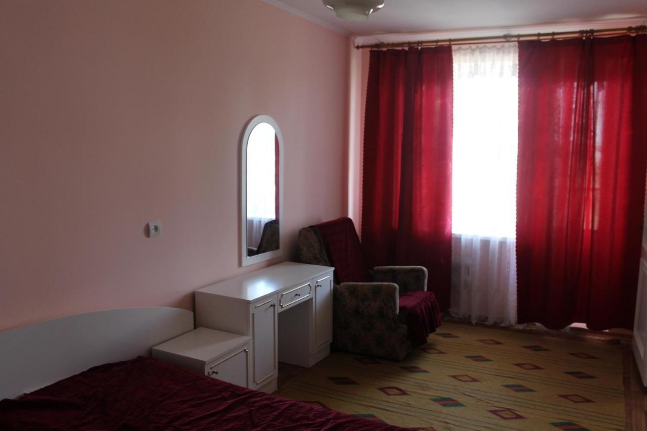 Kometa-2 Hotel Koblevo Phòng bức ảnh